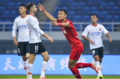 新英体育:张成林现身天海冬训队伍,大概率自由身加盟